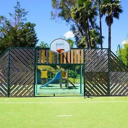 4 People With Pool Tennis Parking Air Cond Канны